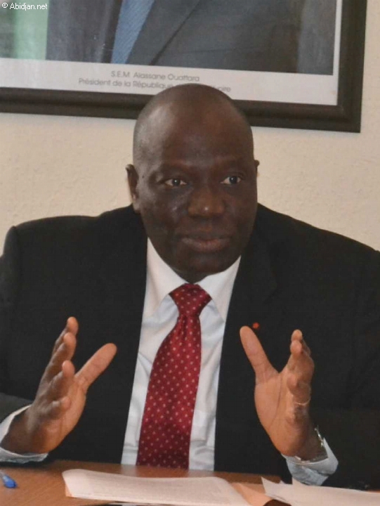 Logements sociaux : le Premier ministre exige la livraison rapide des maisons