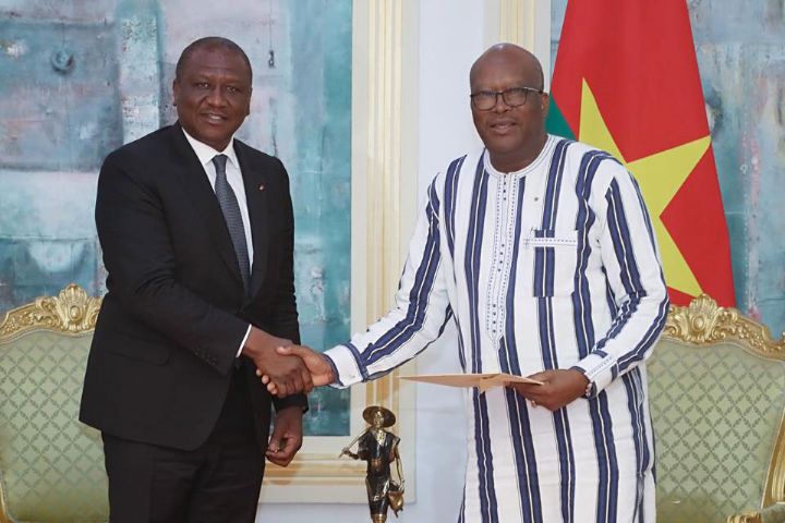 Burkina Faso-Côte d’Ivoire : Hamed Bakayoko porteur d’un message.