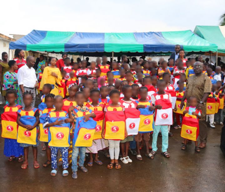 Rentrée scolaire 2020-2021 : une fondation appuie les veuves et orphelins en cette période de Covid-19