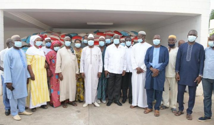 Ramadan 2021: Amadou Koné offre 80 tonnes de riz et de sucre aux populations de Bouaké