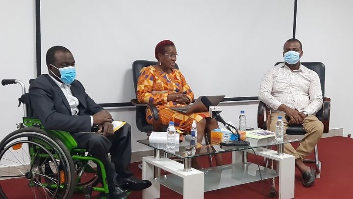 Les hommes de médias sensibilisés à faire la promotion des personnes en situation de handicap