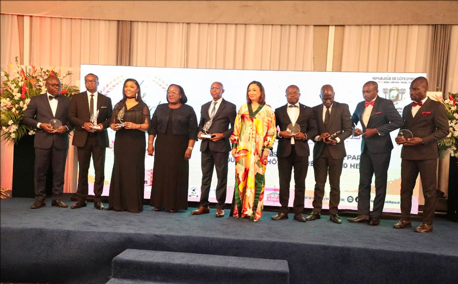 2ème édition des Awards de la Fonction publique : neuf lauréats et un prix spécial décerné à la presse