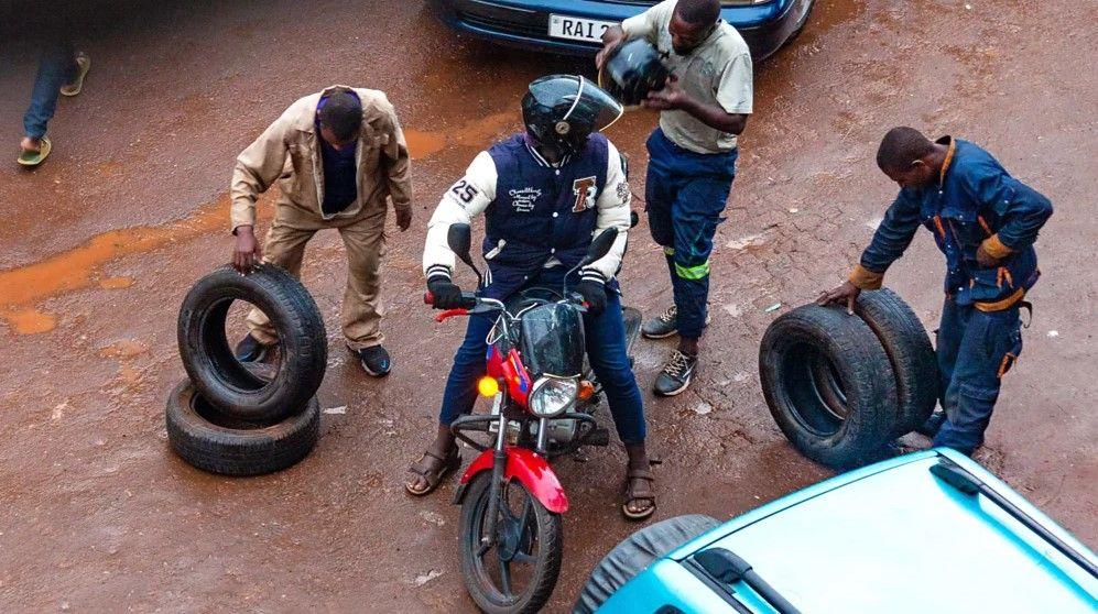 Un réseau de motos électrique, le pari du Rwanda