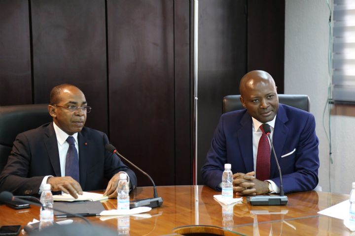 Après sa rencontre avec le Chef de l’Etat, le Ministre Claude Isaac DE reçoit le Vice-Premier Ministre du Gabon, Monsieur Bruno Ben MOUBAMBA