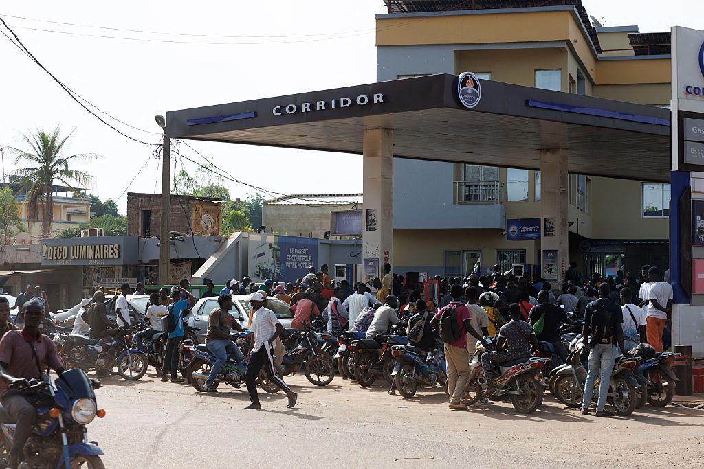 Pénurie de carburant au Mali : comment l'Etat compte contourner les effets du blocus imposé par le JNIM ?