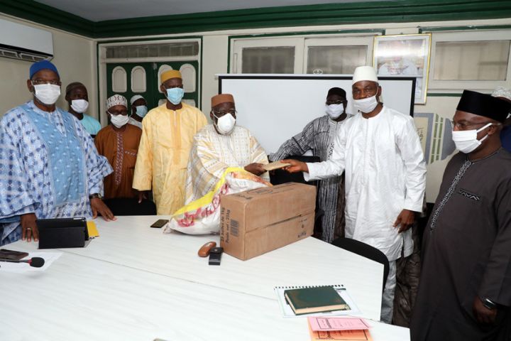 Ramadan 2020 : le président Ouattara offre près de 700 tonnes de vivres à la communauté musulmane nationale