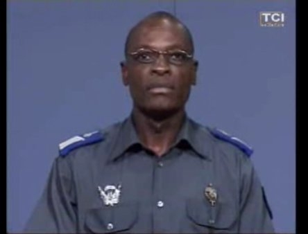 Communiqué n° 040 du 13/04/11/CAB-PM-MD/PP du Ministère de la Défense: Pour la reconstruction des unités des forces républicaines et la reprise effective du service