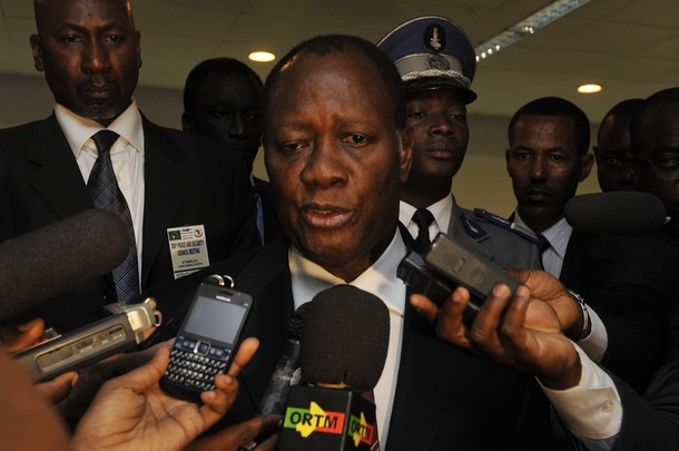 Arrivée d`Alassane Ouattara à Abuja (officiel)