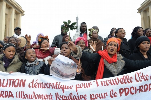 Côte d`Ivoire: manifestation à Paris en mémoire de femmes tuées à Abidjan