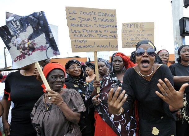 Crise postélectorale : Le préfet de Sinfra reçoit des motions de protestation des femmes du RHDP