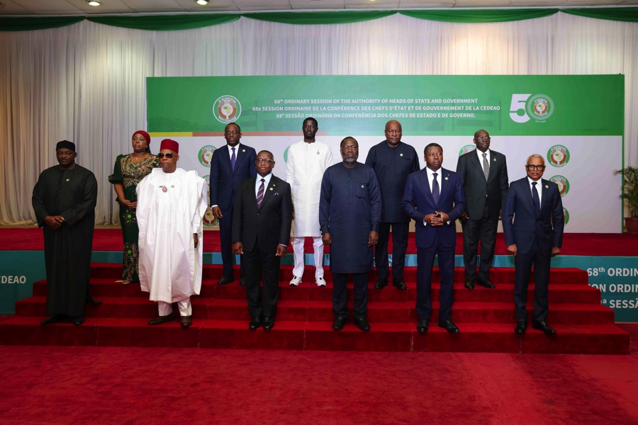 Le Vice-Président de la République a pris part aux travaux du 68e Sommet ordinaire de la CEDEAO, à Abuja