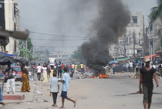 Après les manifestations de rue - Les populations exposées à des maladies