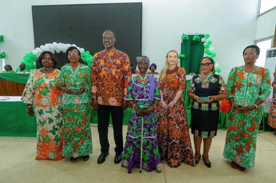 Journée internationale des Droits de la femme: Me Linda Diplo et les femmes de l’UFPDCI communient avec le Président Tidjane Thiam