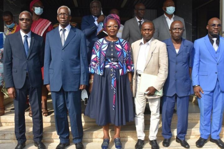 Football: le comité de normalisation échange avec les clubs