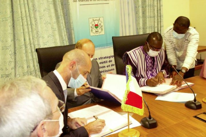 Environ huit milliards pour réduire la pauvreté de plusieurs de ménages à Ouagadougou