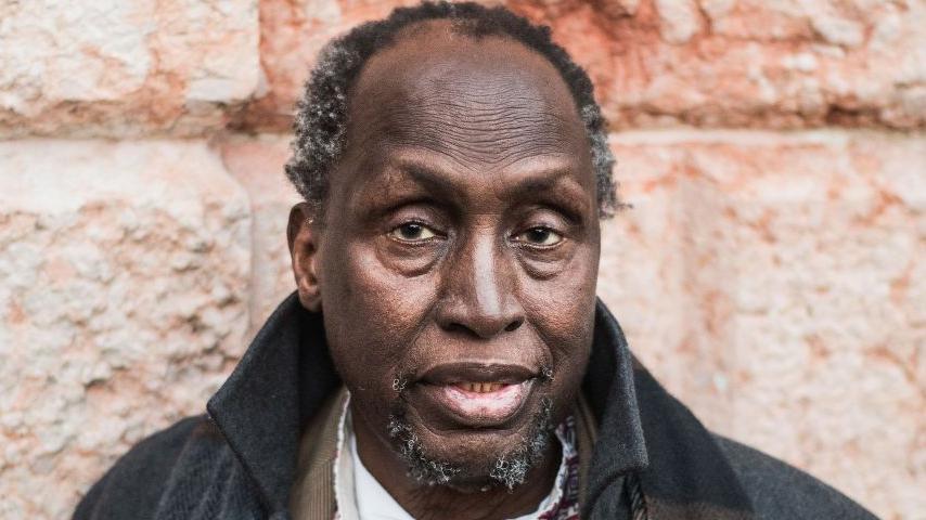 Le géant de la littérature africaine Ngũgĩ wa Thiong'o meurt à l'âge de 87 ans