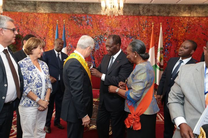 Claude Bartolone fait Grand-croix de l’ordre du Mérite ivoirien