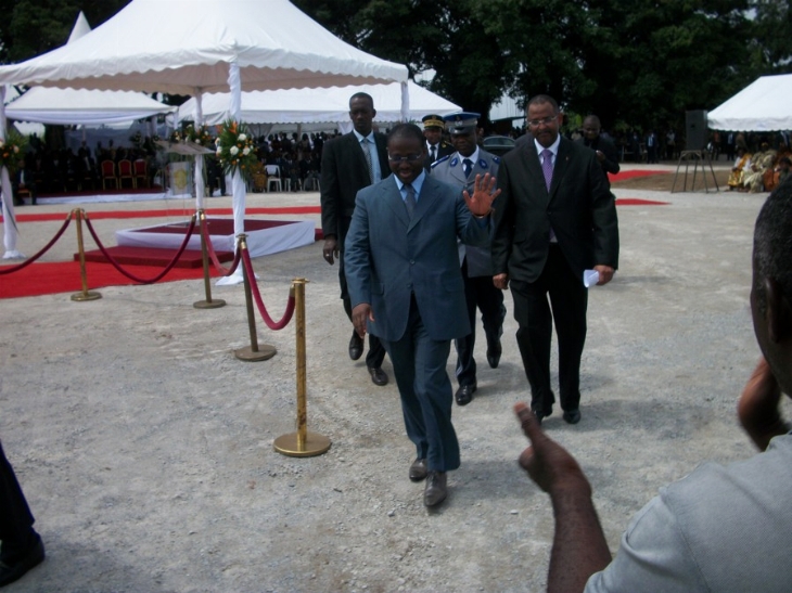 Le Président Alassane Ouattara lance le démarrage du pont Henri Konan Bédié