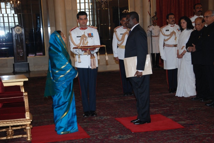 Coopération diplomatique / Cote d`Ivoire-Inde: l`ambassadeur Sainy Tiemélé a présenté ses Lettres de créance