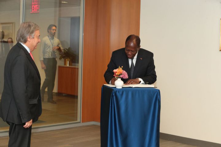 Entretien du Président de la République, S.E.M. Alassane OUATTARA, avec le Secrétaire Général des Nations Unies, S.E.M. Antonio GUTERRES.