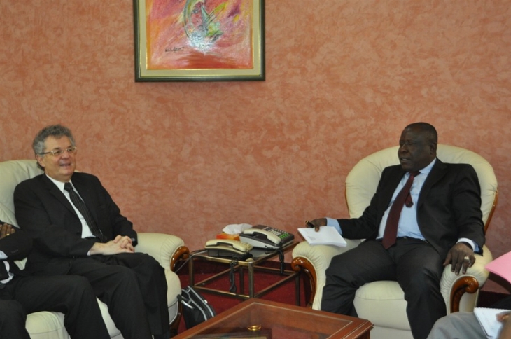 Audience : le ministre Cissé Ibrahima a reçu le recteur de l’Agence Universitaire de la Francophonie (AUF)