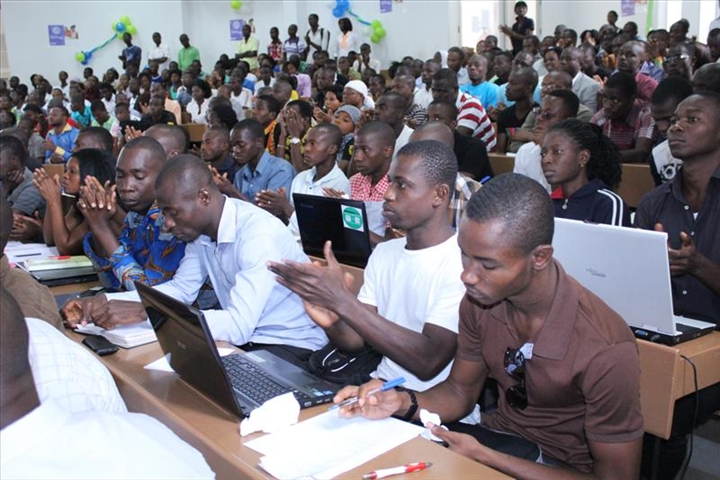 Bouaké: Le lycée Luther King renoue solennellement avec le salut aux couleurs