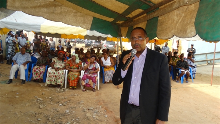 Coupures d’eau à Aboboté et Akeikoi : Patrick Achi éclaire et rassure les populations