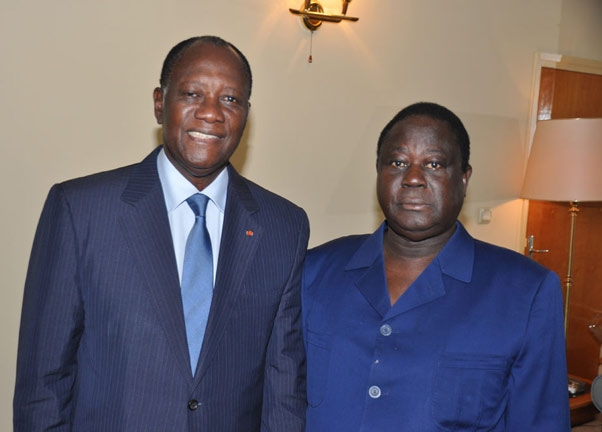 Ouattara et l`opposition exigent un recomptage des voix