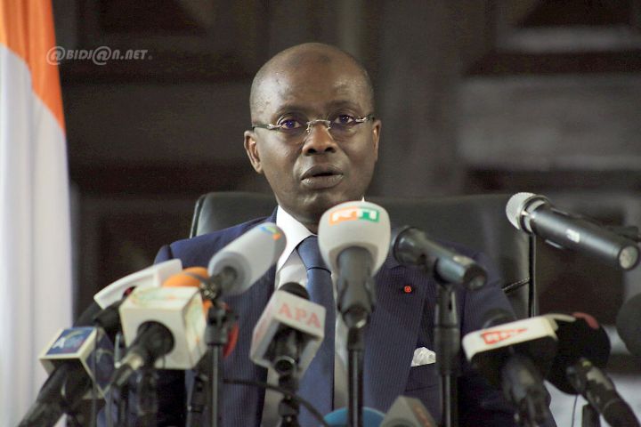 Mandat d’arrêt contre Soro: le procureur de la République brandit des preuves d’enregistrements audio et photos d’armes