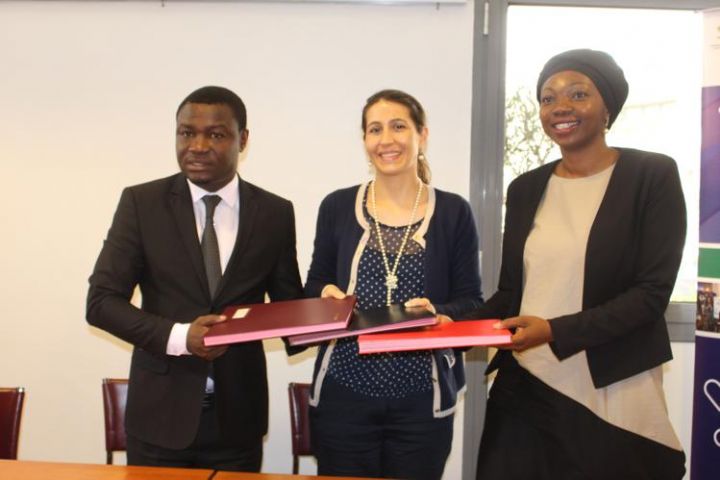 African DREAM 2018 / Signature de convention entre les promoteurs et Madame Sophie CLAVELIER, Directrice Pays : BUSINESS France s’engage totalement
