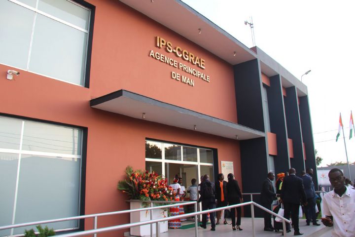 Retraités de l’Etat du Tonkpi, du Bafing, du Cavally, du Guemon et du Kabadougou: La Cgrae offre un bâtiment de 3,1 milliards