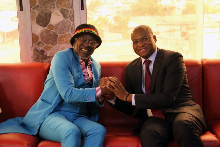 Tournée du ministre dans les organes de presse : Sidi Touré dans les studios de « Alpha Blondy Fm »