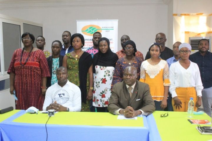 Le Gouvernement ivoirien apporte un appui à la mise à niveau des entreprises industrielles dans la filière ananas