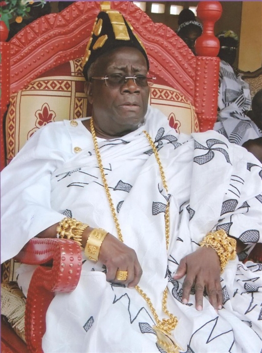 Couverture maladie universelle: Le Roi de l’Indénié et sa cour se sont enrôlés