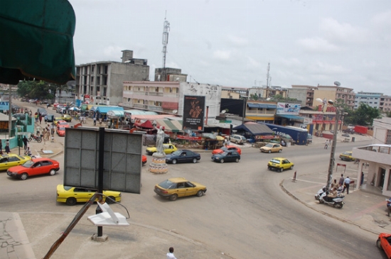 Assainissement des voies de Cocody riviera : Bras de fer entre policiers et riverains hier