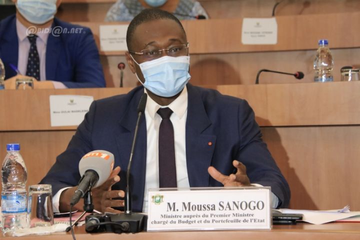 Marchés publics, électricité, salubrité, cacao, APE - Moussa Sanogo obtient l’adoption en commission de 5 ordonnances par l’Assemblée nationale