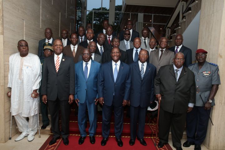 Le Chef de l’Etat a échangé avec une délégation du Millenium Challenge Corporation et des Généraux de l’Armée à la retraite.