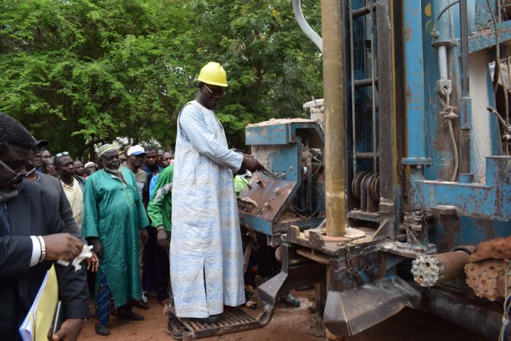 Coopération ivoiro-Burkinabé: lancement de travaux de réalisation de dix forages à motricité humaine