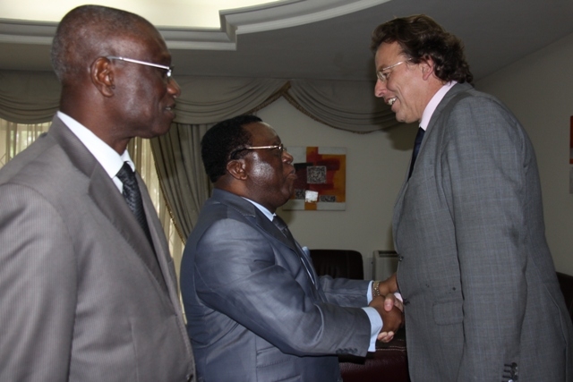 Elections législatives partielles et locales : Bakayoko et Koenders accordent leurs violons