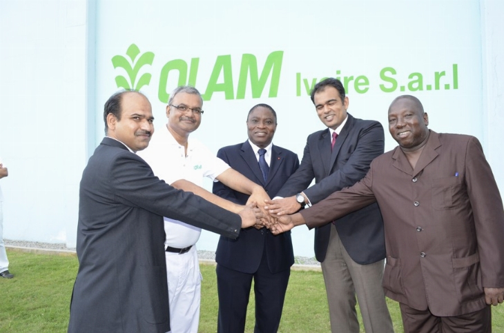 Visite du Ministre du Commerce à l’usine Olam Ivoire