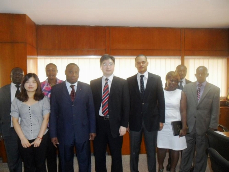 Coopération économique Côte d’Ivoire – Chine : Une délégation d’hommes d’Affaires chinois chez le Ministre du Commerce