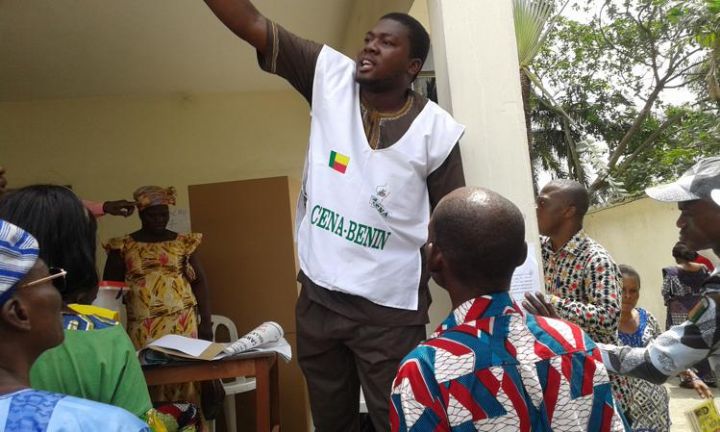 Présidentielle au Bénin: des premiers résultats espérés mardi (Commission électorale)