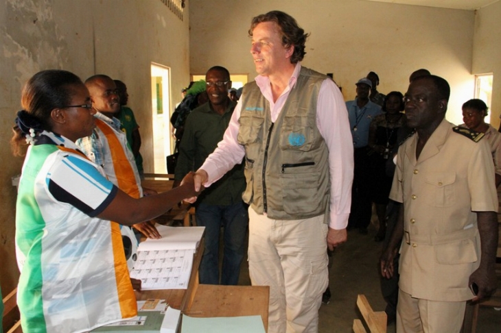 Bert Koenders, hier,  à propos des partielles à Fresco :  “Le vote s’est bien déroulé à Fresco”