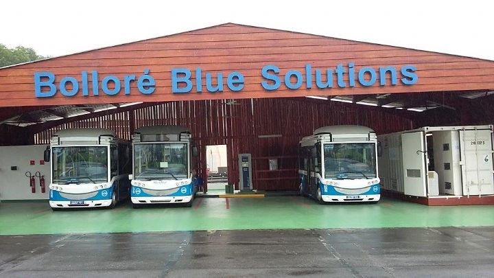 Université Félix Houphouet-Boigny : la flotte de bus électrique s’agrandit