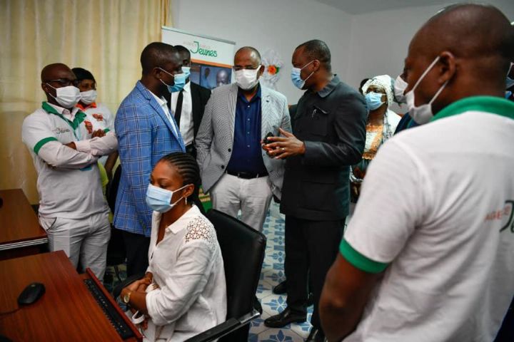 Bouaké: le Premier Ministre Patrick Achi inaugure le guichet emploi de l’Université Alassane Ouattara