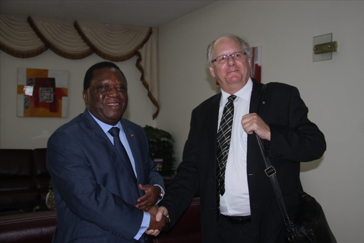 Organisation des élections : Bakayoko et le Québec partagent leurs expériences