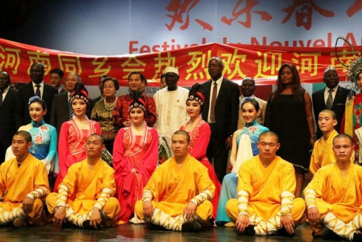 Côte d’Ivoire : un gala d’artistes chinois pour célébrer la Fête du printemps à Abidjan (REPORTAGE)