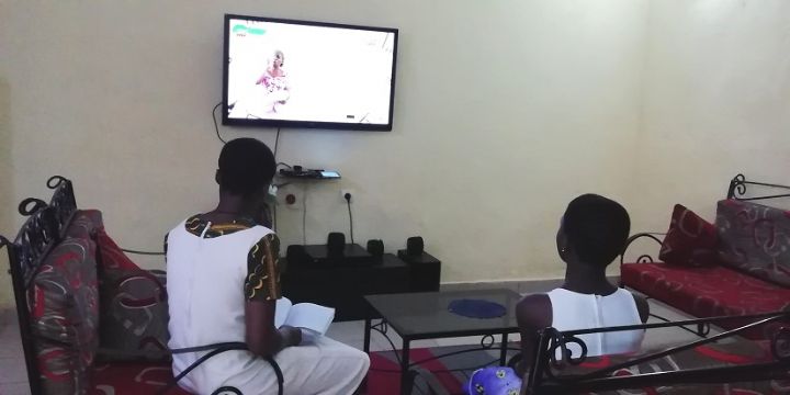 Cours à distance : la RTI augmente le temps de passage du télé-enseignement