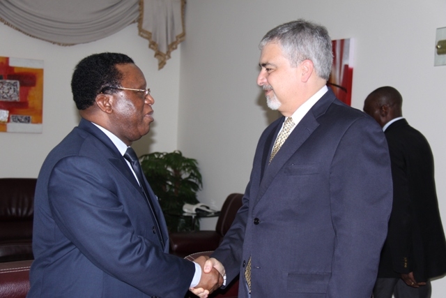 SEM Philip Carter III (ambassadeur des Etats-Unis) : “J’ai été surpris de voir Youssouf Bakayoko à l’hôtel du Golf”