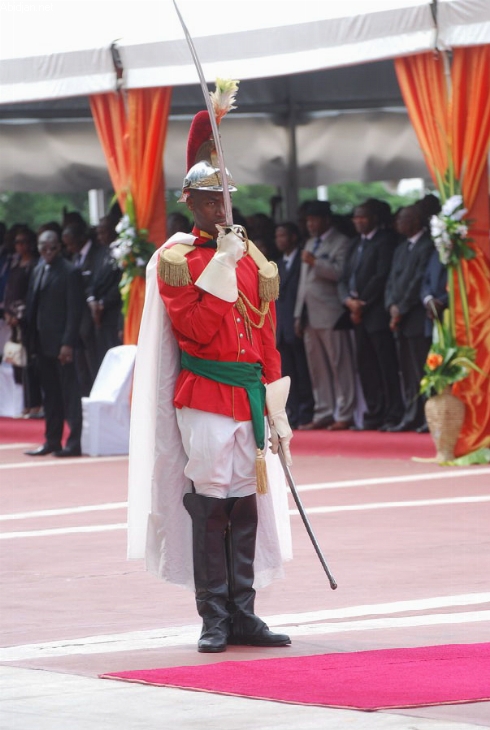 Présidence de la République : 1700 employés fictifs démasqués